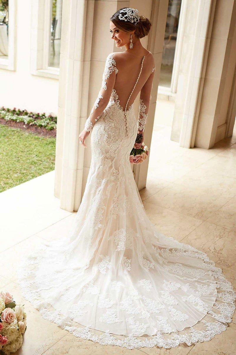 wedding dresses for small bust