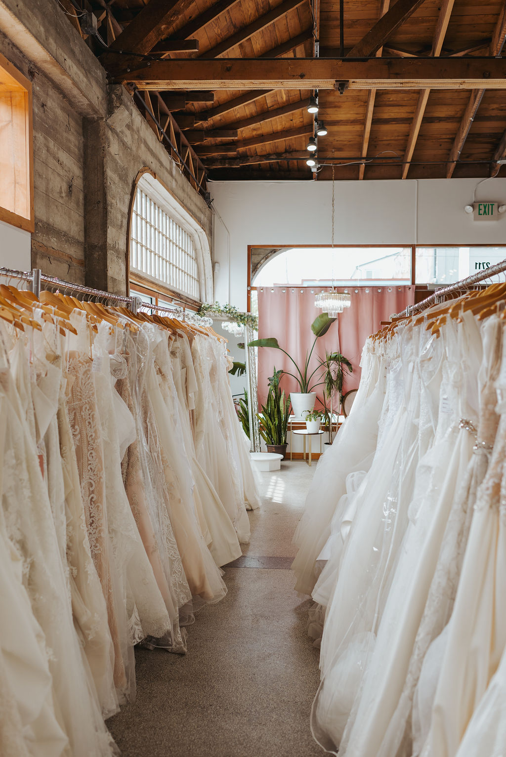 Wedding dresses tacoma