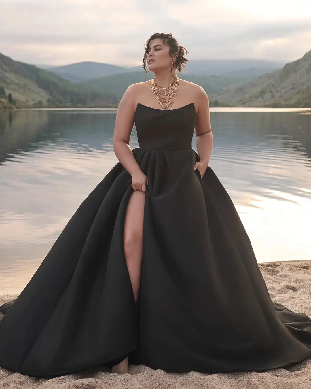 Plus size black dresses for wedding:For Wedding Elegance插图4