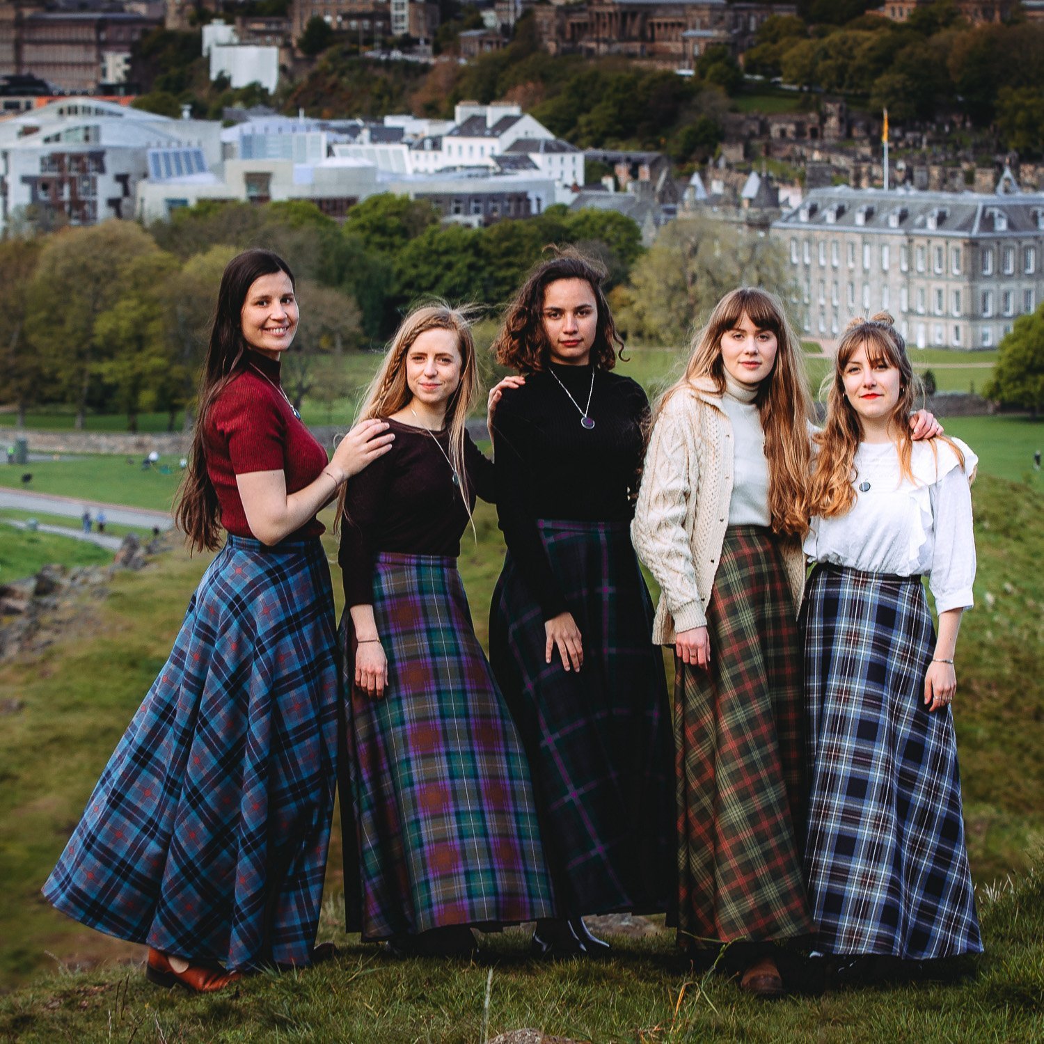 Tartan skirts: The Timeless Charm of it插图4