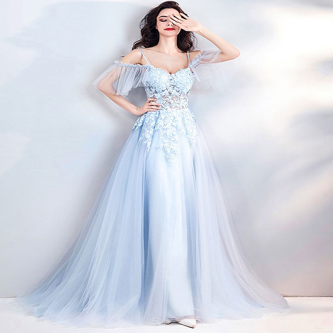 Flowy prom dresses: How to Choose the Perfect缩略图